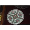 Image 5 : 13" CHINESE PUNCHBOWL, ROOSTER CHARGER & 2 SMALL PLATES, FAMILLE ROSE PATTERN (1 W/STAND) (4 PCS)