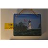 Image 2 : HAND PAINTED WOODEN SIGN DEPICTING THE DIAMOND HEAD LIGHTHOUSE (11" X 9")