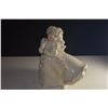 Image 2 : VINTAGE PORCELAIN GIRL FIGURE