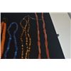 Image 6 : VARIOUS (TEMPORARILY STRUNG) SEMI-PRECIOUS STONE PIECES: AGATES, TIGER EYES, AMETHYST, ETC.) (10 PCS