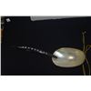 Image 2 : COLLECTION OF SHELL & MOTHER OF PEARL SERVING SPOON, NECKLACES & NATURAL SHELLS (6 PCS)