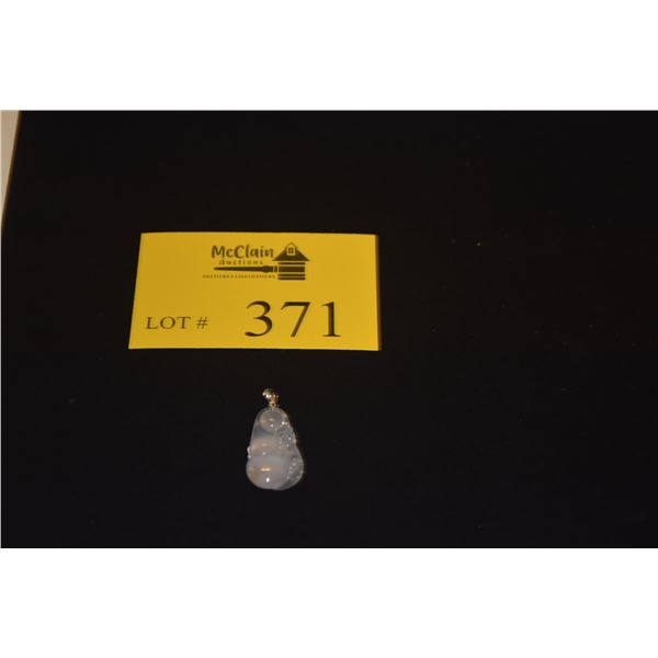14K WG CHINESE GLASS JADEITE JADE GOURD & MUSKRAT PENDANT (1 1/2")
