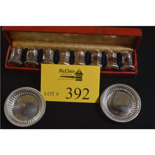 VINTAGE BOXED SET OF 8 CARTIER STERLING SILVER INDIVIDUAL SALT & PEPPER SHAKERS (4 PAIRS) & 2 STERLI