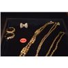 Image 1 : GOLD TONE FASHION JEWELRY: NECKLACES, RING, EARRINGS & PENDANTS (9 PCS)