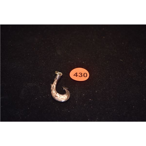 STERLING SILVER HAWAIIAN FISHHOOK PENDANT