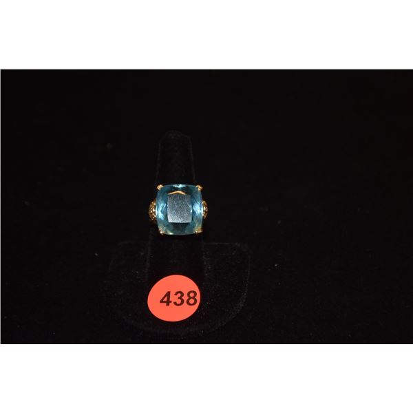 14K BLUE TOPAZ (18 X 17 X 12-13 MM) & MELEE DIAMOND RING (17.4 GTW)