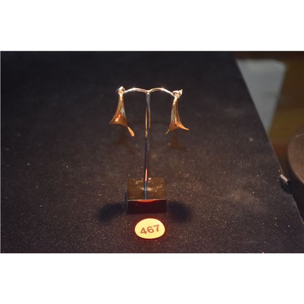14K LAUREL MOTIF DANGLE EARRINGS (3.4 GTW)