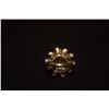 Image 4 : 14K SEED PEARL & MELEE EMERALD PRINCESS-STYLE RING (5.9 GTW)