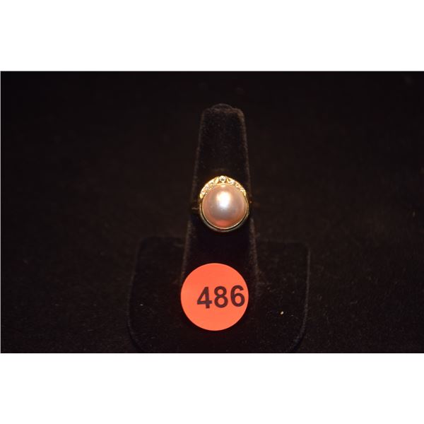 14K MABE PEARL & MELEE DIAMOND RING (5.8 GTW)