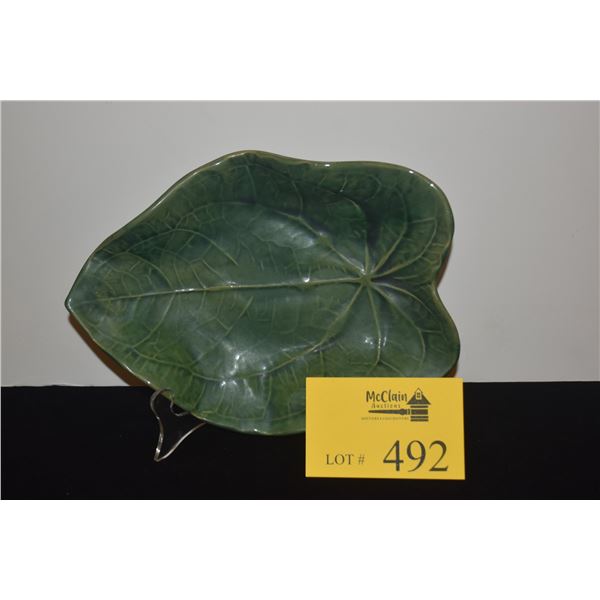 HAWAIIAN POTTERS GUILD ANTHURIUM LEAF BOWL (DOES NOT INCLUDE STAND)