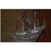 Image 4 : SILVER JUNK ON STAND