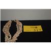 Image 1 : 22" 4 STAND SHELL NECKLACE