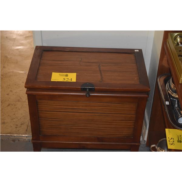 WRITING DESK