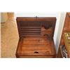 Image 3 : WRITING DESK