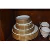 Image 3 : AYNSLEY FINE ENGLISH BONE CHINA, "ELIZABETH" PATTERN (47 PCS)