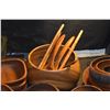 Image 3 : COLLECTION OF WOODEN BOWLS, PLATES & UTENSILS (39 PCS)