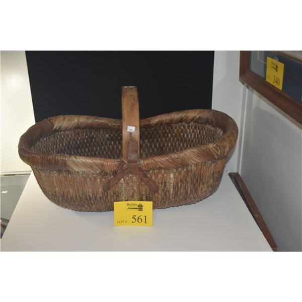 WOVEN WILLOW & REED GATHERING BASKET W/CARVED WOODEN HANDLE