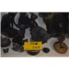 Image 1 : COLLECTION OF ASSORTED CAT SCULPTURES (19 PCS)