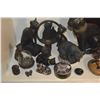 Image 4 : COLLECTION OF ASSORTED CAT SCULPTURES (19 PCS)