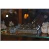 Image 5 : COLLECTION OF CAT THEMED BOXES & FIGURINE (17 PCS)