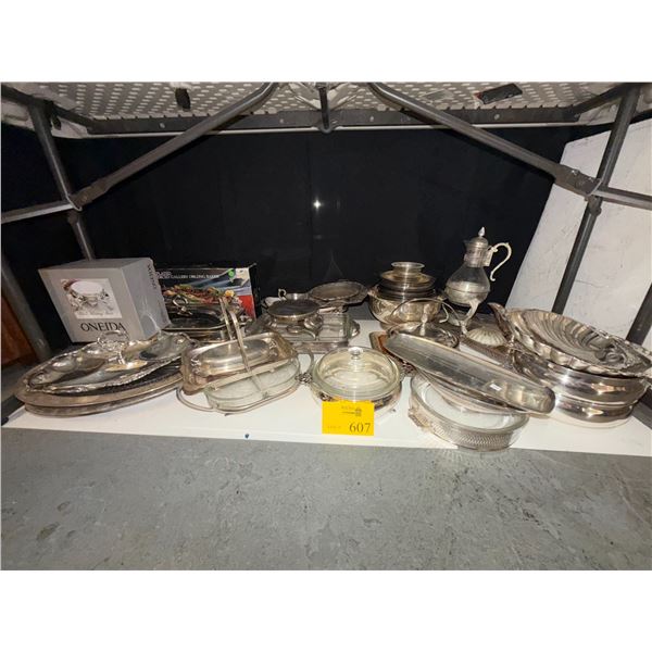 LARGE LOT: ASSORTED SILVERPLATE SERVING PIECES