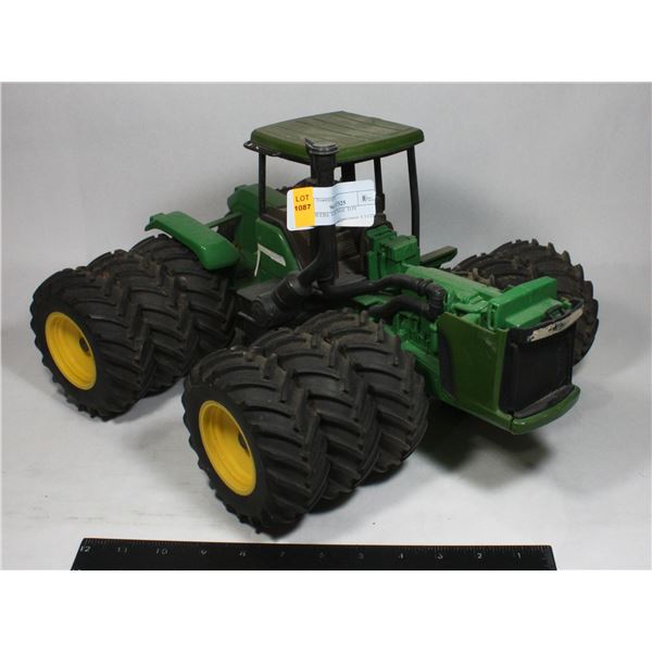 JOHN DEERE VINTAGE TOY