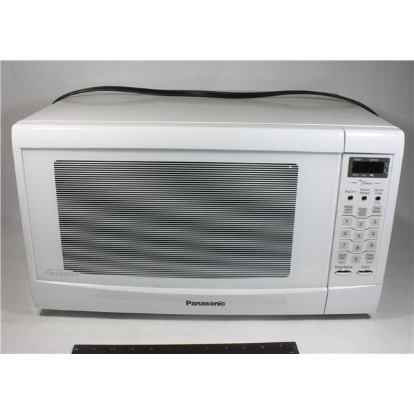 WHITE PANASONIC INVERTER MICROWAVE