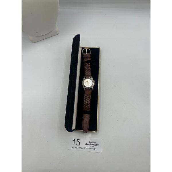 Disney Mickey Mouse Watch with Gold Tone Needs Battery