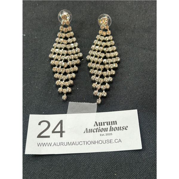 Vintage 2.5" Longe Dangle Chandelier Rhinestone Statement Earrings