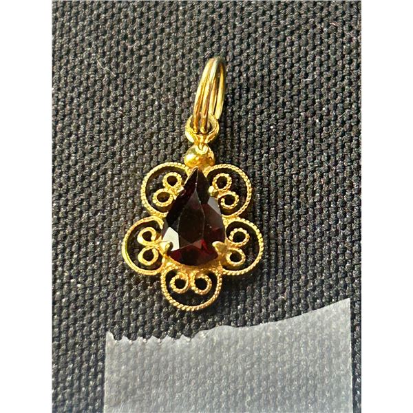Filigree + Garnet Small Pendant (Pretty)