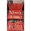 Image 2 : 1881 Rogers Oneida Silverplate Flatware Set With Case, Service For 8