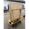 Image 4 : Multiple Vertical Panels 39" x 51" on Rolling Utility Cart