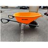 Image 3 : True Temper 009931VB Poly Push Wheelbarrow w/ Metal Loop Handles