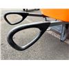 Image 6 : True Temper 009931VB Poly Push Wheelbarrow w/ Metal Loop Handles