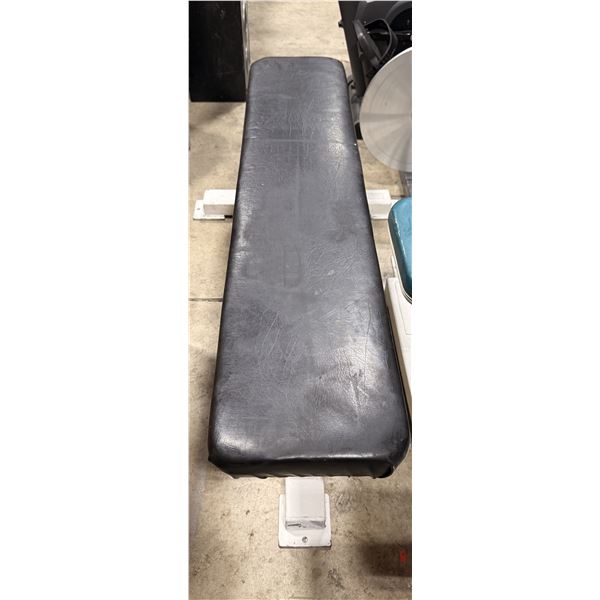 Black Flat Workout Bench