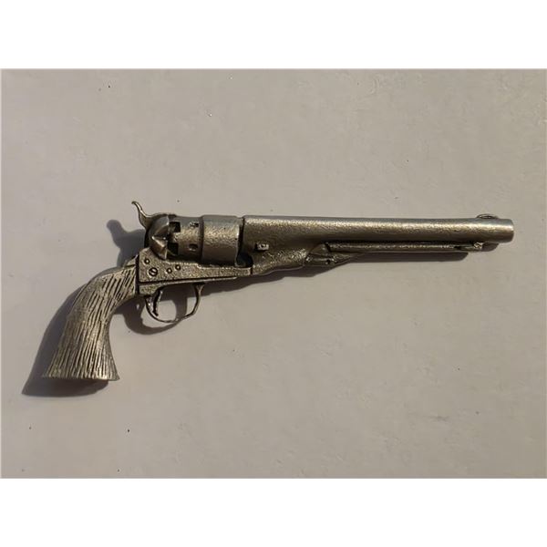 8.1 GRAMS PEWTER MINIATURE PISTOL