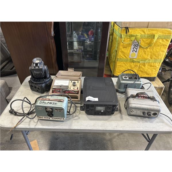 ASSORTED VINTAGE ELECTRONICS