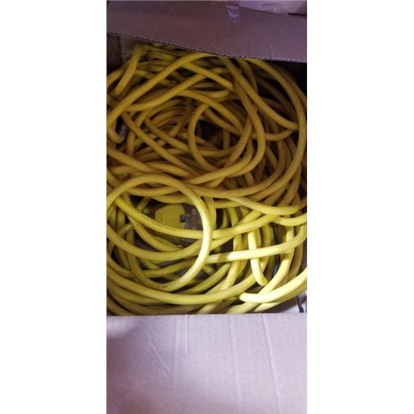 APPROX 100 FEET HEAVY DUTY LIGHTED YELLOW 3 OUTLET EXTENSION CORD. 12AWG/3C