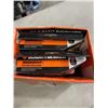 Image 3 : 2 BLACK & DECKER DISTANCE MEASURERS