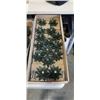 Image 4 : 3 TRAYS OF ASSORTED SMALL FOUNTAIN HEADS