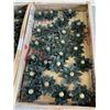 Image 2 : 3 TRAYS OF NEW FOUNTAIN HEADS