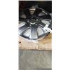 Image 1 : 5 SPOKE WHEEL HUBCAPS