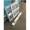 Image 2 : SAFETY GATE, NEW SET OF BLINDS