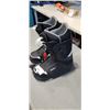 Image 2 : BURTON SIZE 9 SNOWBOARD BOOTS