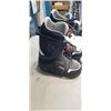 Image 3 : BURTON SIZE 9 SNOWBOARD BOOTS