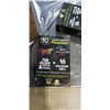Image 2 : 14 BOXES LIQUID CHALK MARKERSAND 2 PACKS BLACK BOARDS