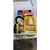 Image 1 : TOTE OF ASSORTED POLISHING AND SANDING DISCS