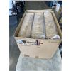 Image 1 : CASE OF 450 TAKE AWAY CONTAINERS