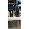 Image 1 : 2 APC BACK-UPS. WORKING