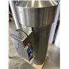 Image 4 : STAINLESS COMMERCIAL CAR VACUUM